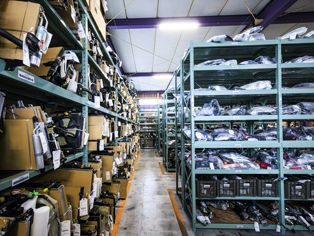 余裕ある商品棚で品質を維持